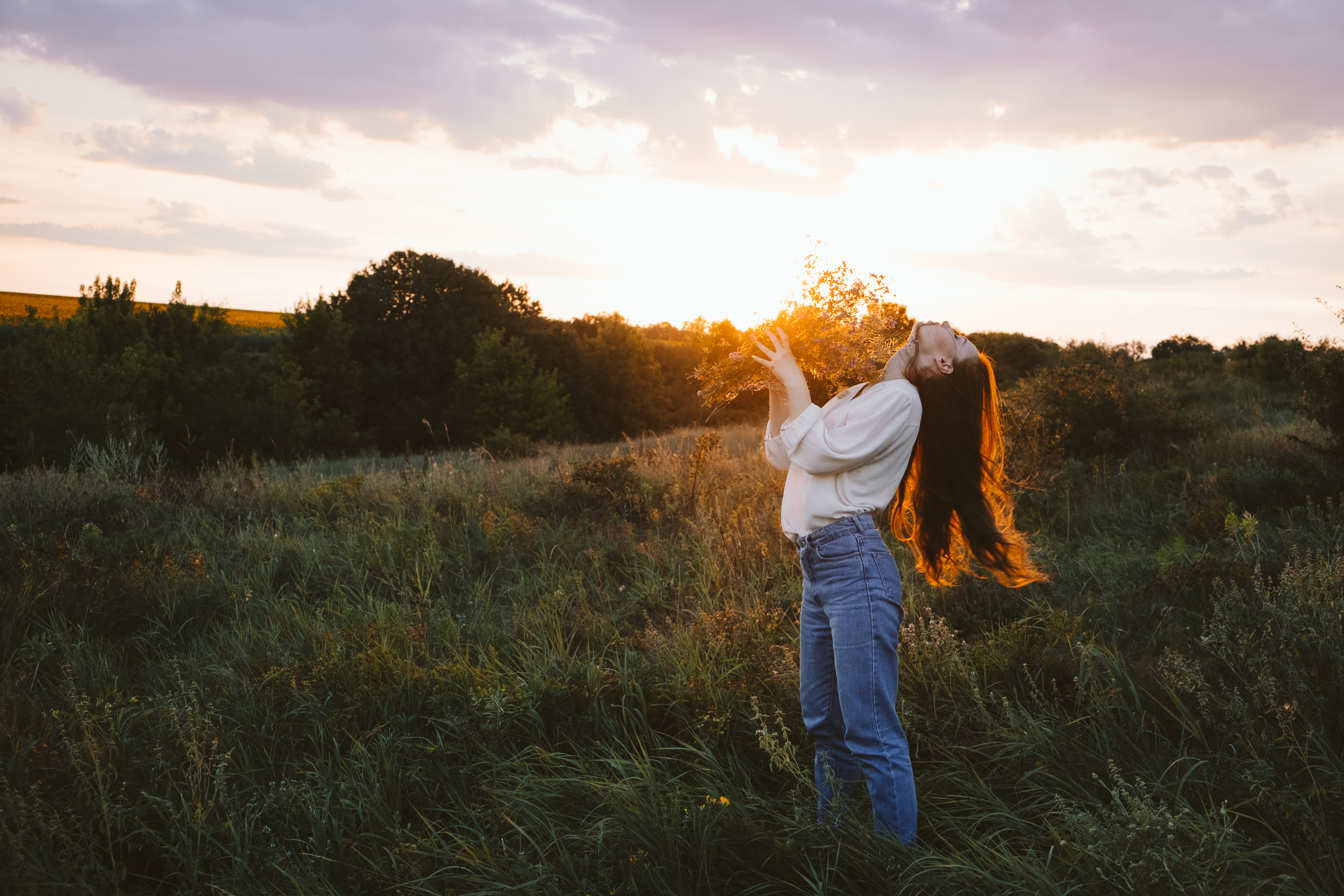 girl-with-camera